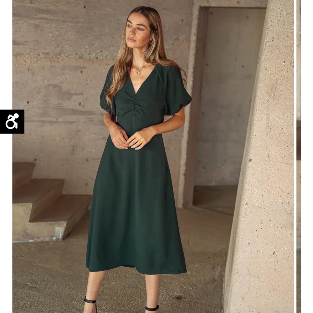 NWT Bohme Maeve midi dress in Emerald